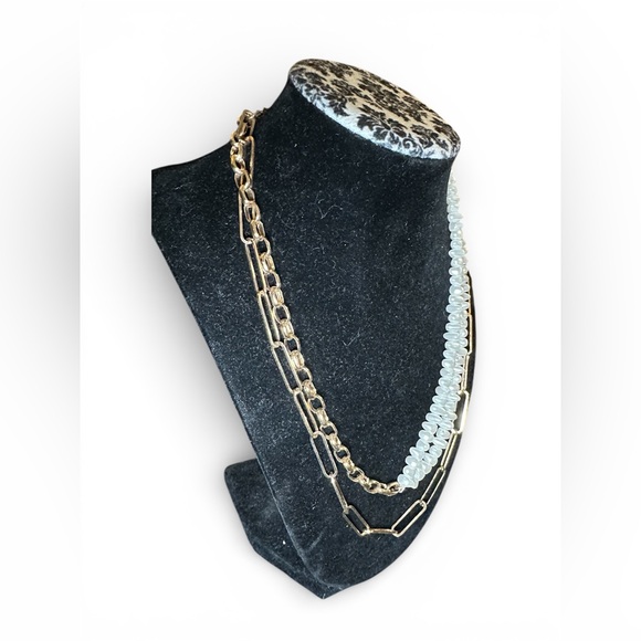 Layered Pearl Link Necklace - Picture 2 of 4